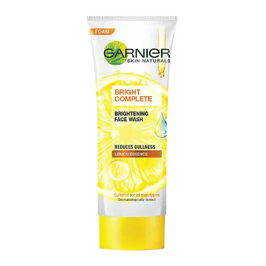 Garnier Light Complete Face Wash